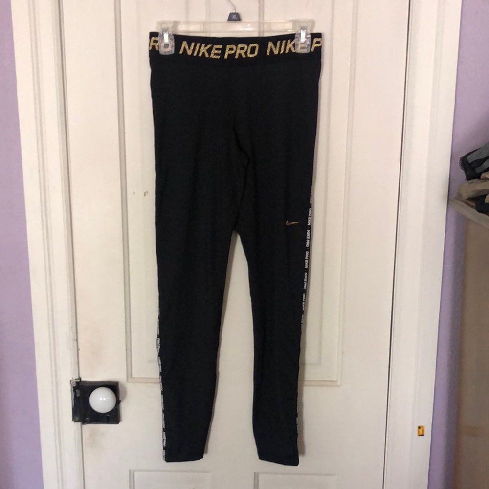 Womens Nike pro leggings